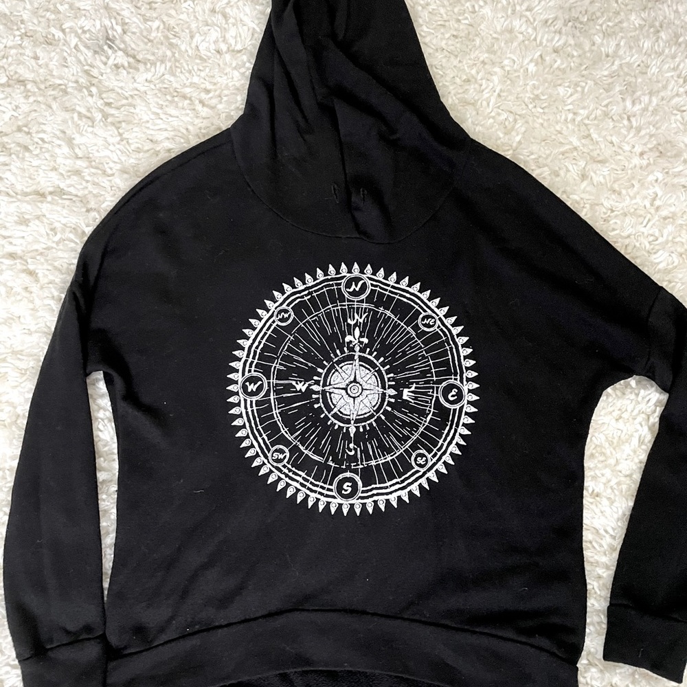 Windsor Black cropped sweater